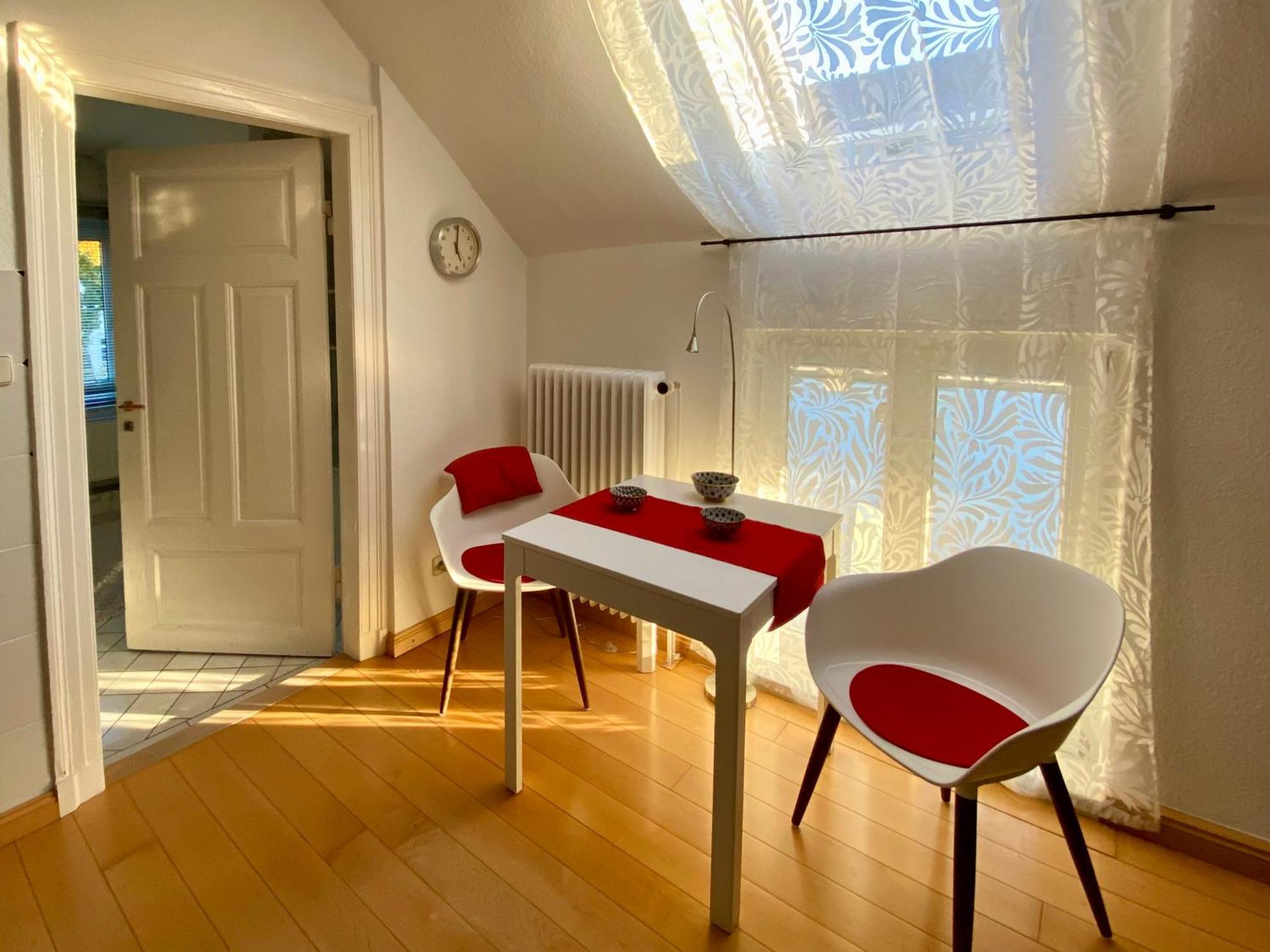 Ruhige Wohnung In Zentral Gelegener Gruenderzeitvilla Oldenbourg Extérieur photo