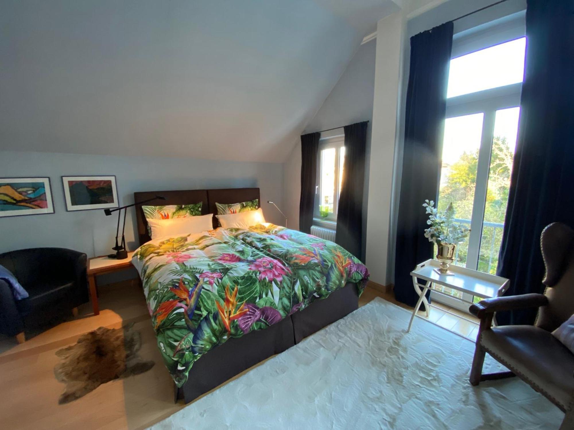 Ruhige Wohnung In Zentral Gelegener Gruenderzeitvilla Oldenbourg Extérieur photo