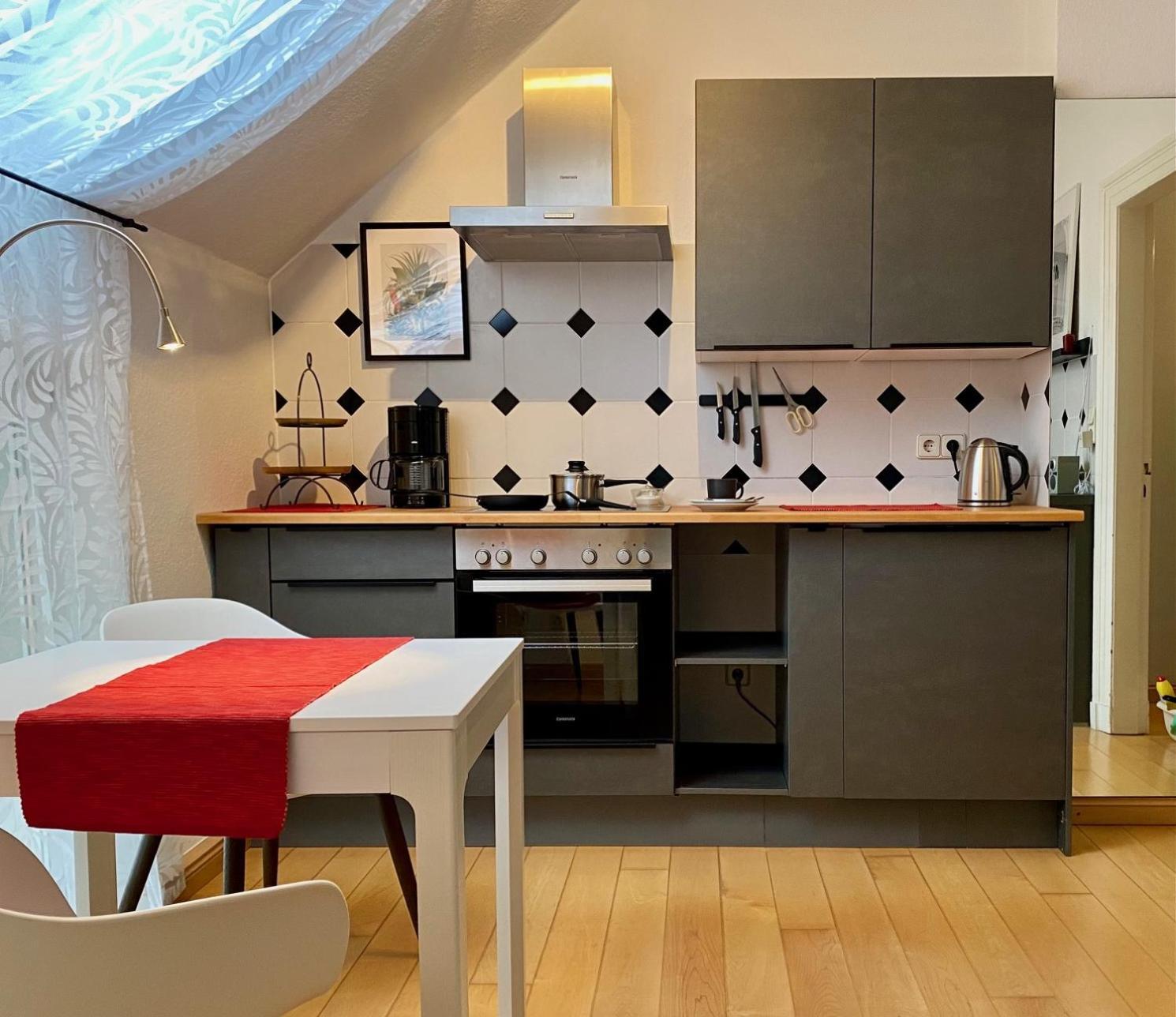 Ruhige Wohnung In Zentral Gelegener Gruenderzeitvilla Oldenbourg Extérieur photo